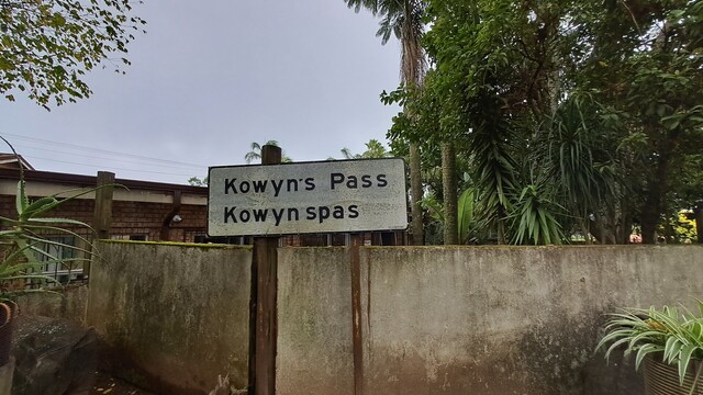 Kowyn Pass.